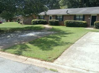 3096 Sarah Lou Dr, Snellville, GA 30078