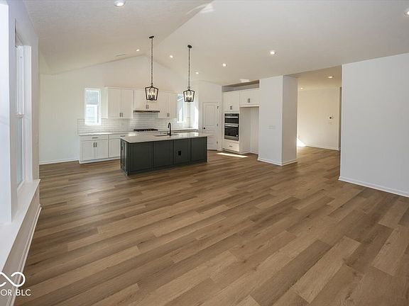 5th image of 6638 Vintners Park Blvd