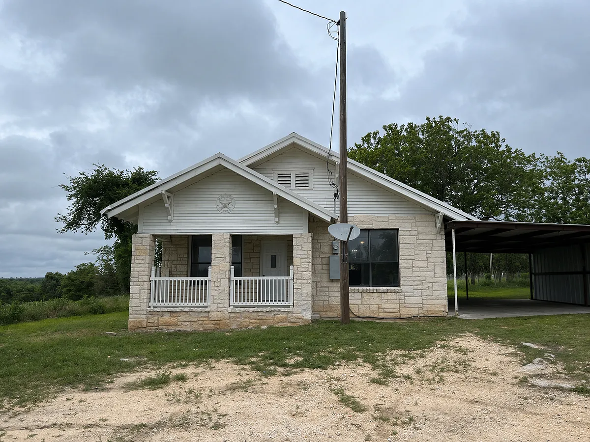 Building Photo - 9627 FM 205