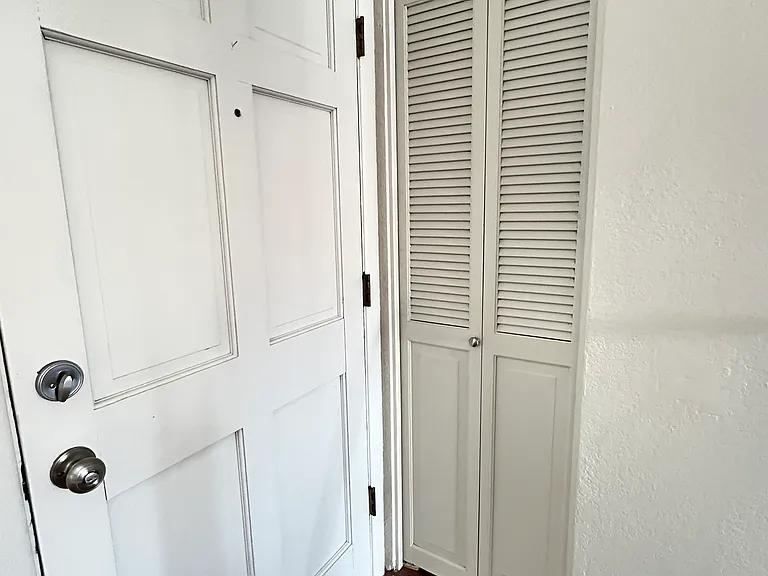 2838 E Beck Ln #3 — Photo 5