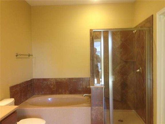 3rd image of 1105 Strickling Dr