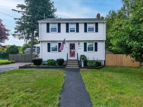 22 1st St, Weymouth, MA 02188