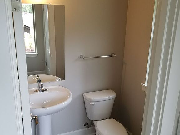 4th image of 784 Fox St #2288