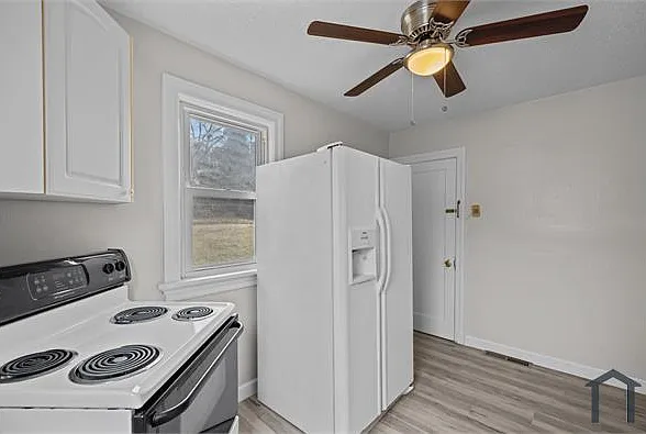 10006 Dorothy Ave — Photo 12