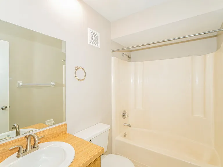 17507 Cranbrook Dr — Photo 14