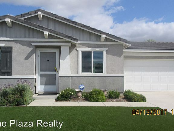 4th image of 27372 Bramwell St