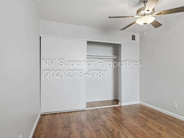 2274 E Desert Inn Rd — Photo 24