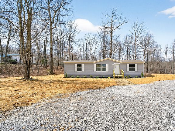 2nd image of 428 Maple Branch Rd