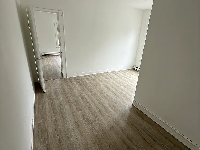294 Broad St #2 — Photo 6