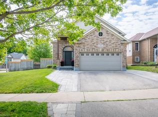 12 Kingsley Rd, Halton Hills, ON L7J 2Z5