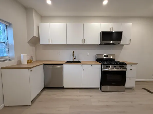 824 Elm St, Camden, NJ 08102