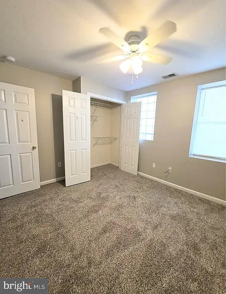 Studio, 1200 sqft, $2,495 — Photo 4