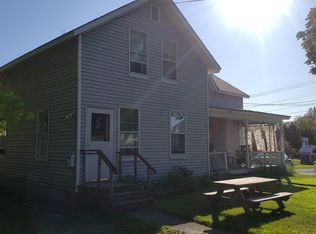 17 Maple St #1/2, Essex Junction, VT 05452