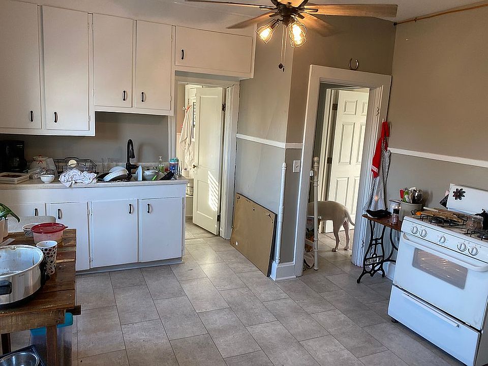 3rd floor kitchen