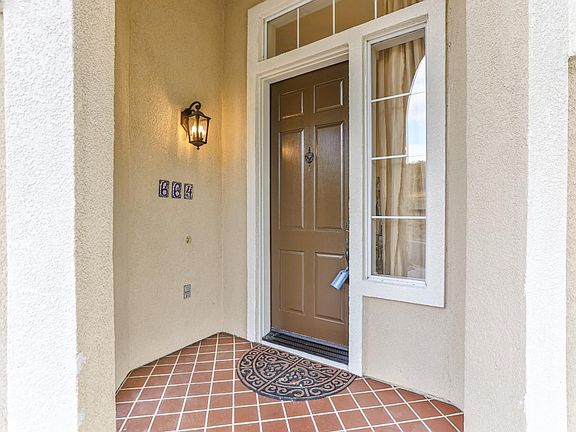 3rd image of 664 Esplanade Ln