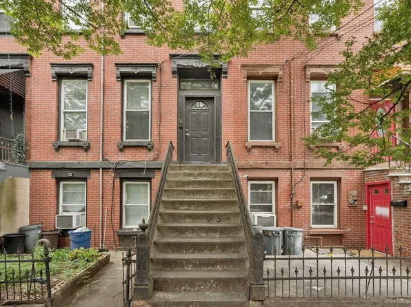 247 Pacific Avenue image 27 of 29