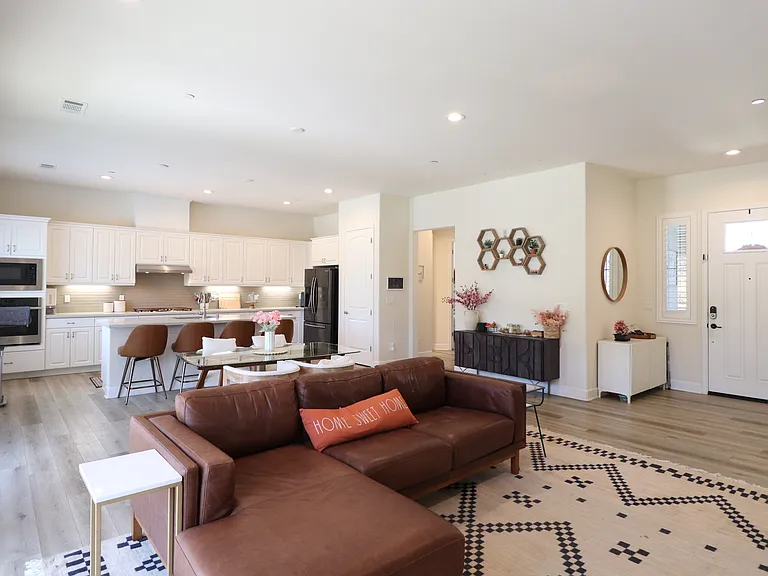 5861 Lady Bells Dr — Photo 3