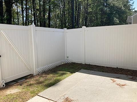 2nd image of 2037 Shadow Ferry Dr
