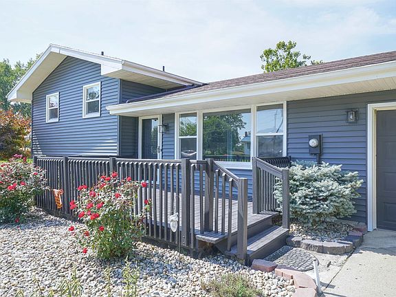2nd image of 51925 Clearwater Ct