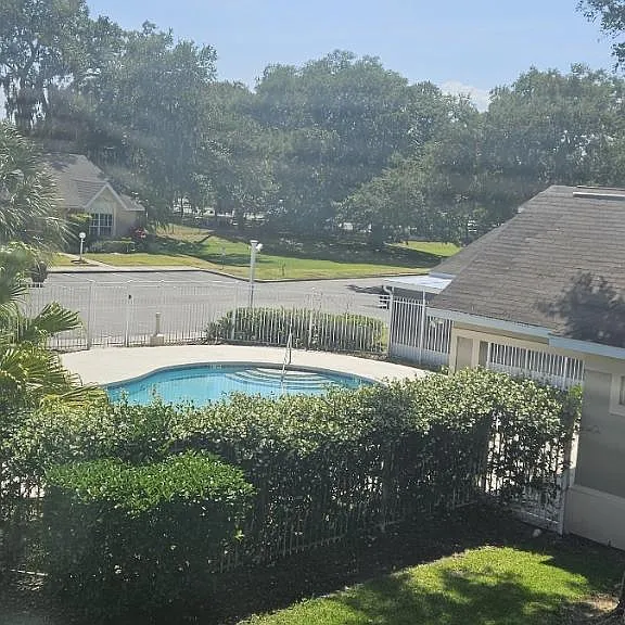 1633 Windsor Oak Ct — Photo 15