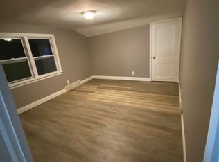 2637 14th Ave APT 4, Rock Island, IL