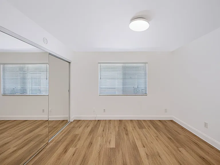 510 Spring Rd #120 — Photo 16