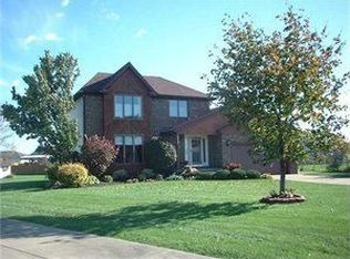 2657 Kenneth Ct, Niagara Falls, NY 14304