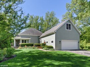 315 Grand Ave, Lake Zurich, IL 60047