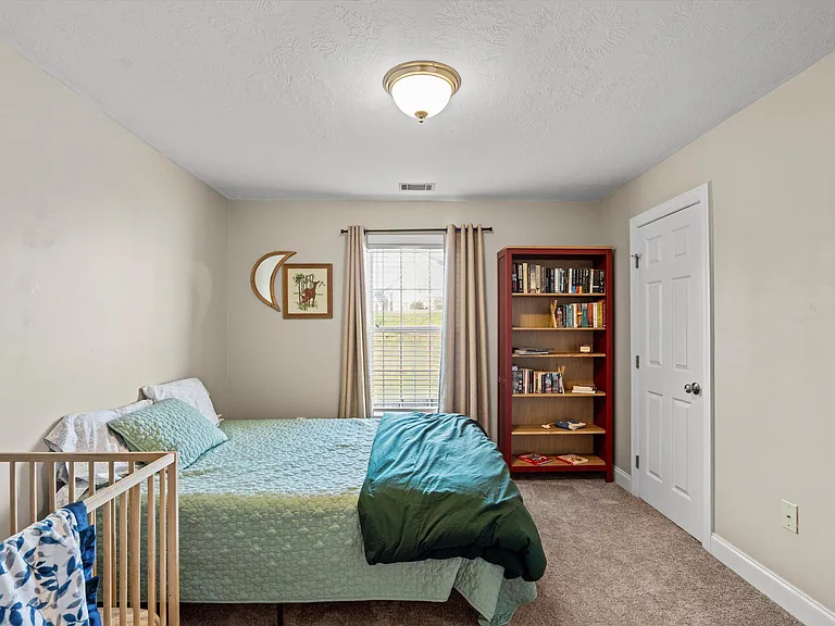 726 Bonnie Oaks Ln — Photo 31