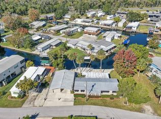 10225 W Blue Springs Ct, Homosassa, FL 34448