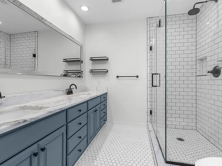 563 Hambrick Rd — Photo 9