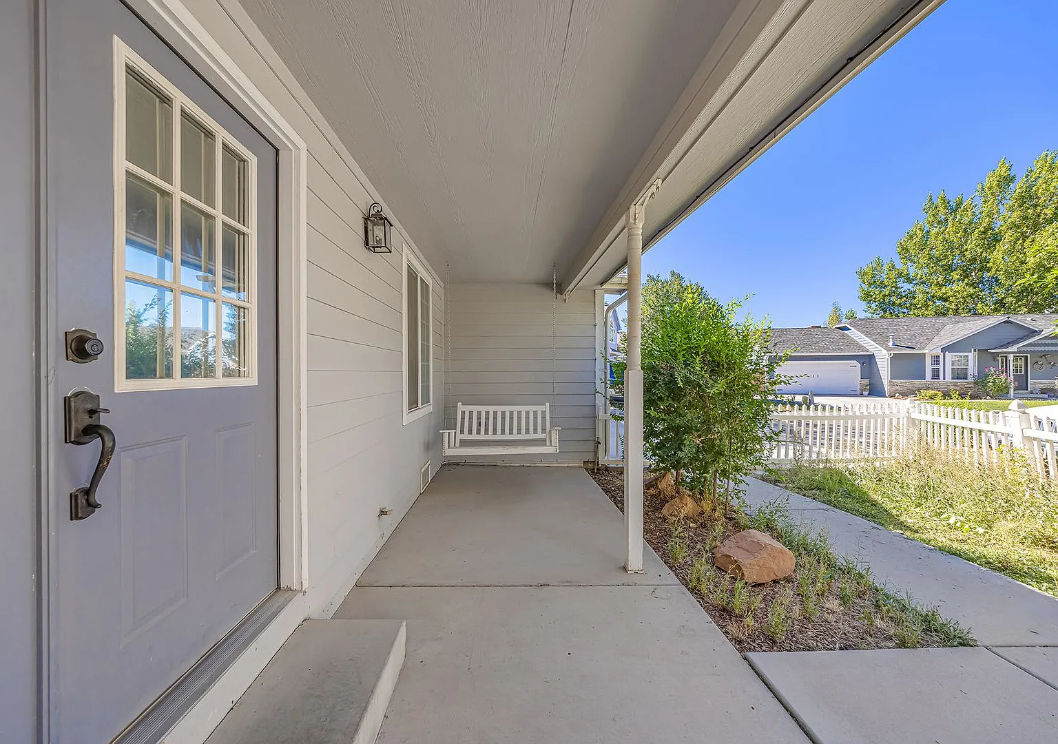 Irish Walk Subdivision - Gorgeous 4 Bedroom — Photo 2