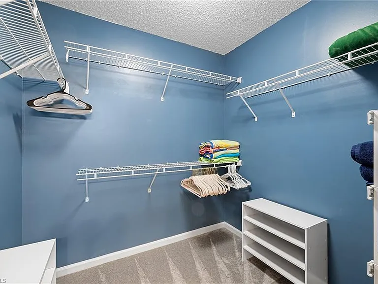 6900 Dennis Cir #J-205 — Photo 21
