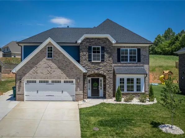 6229 Kershaw Meadows Rd, Pfafftown, NC 27040