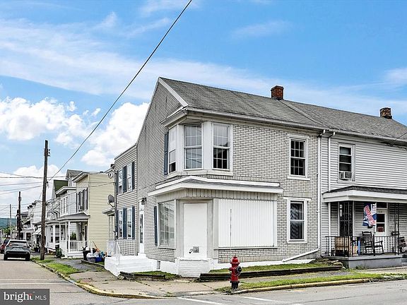 2nd image of 48 N 3rd St