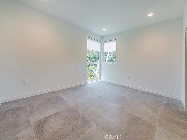 214 S Westmoreland Ave — Photo 8
