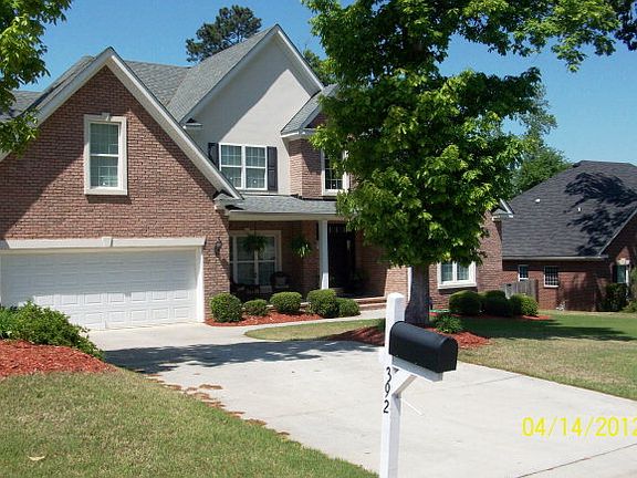 3rd image of 392 Barnsley Dr