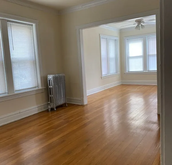 4842 W Belle Plaine Ave #1S — Photo 3