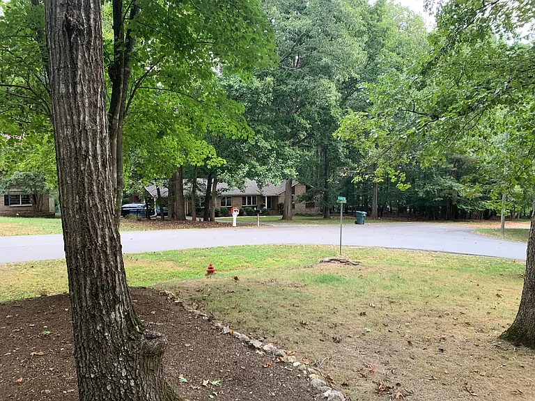 720 Clarion Dr — Photo 11