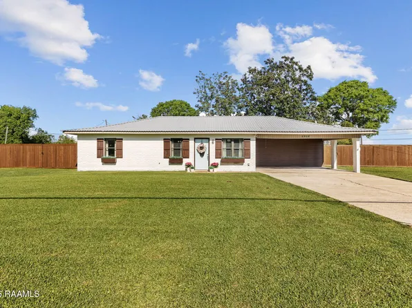 6908 Coteau Rd, New Iberia, LA 70560