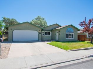 1073 Glacier Dr, Carson City, NV 89701