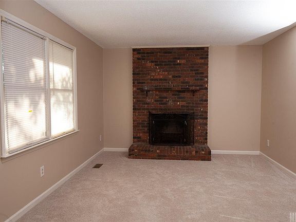 4th image of 3436 37th Street Ct NE