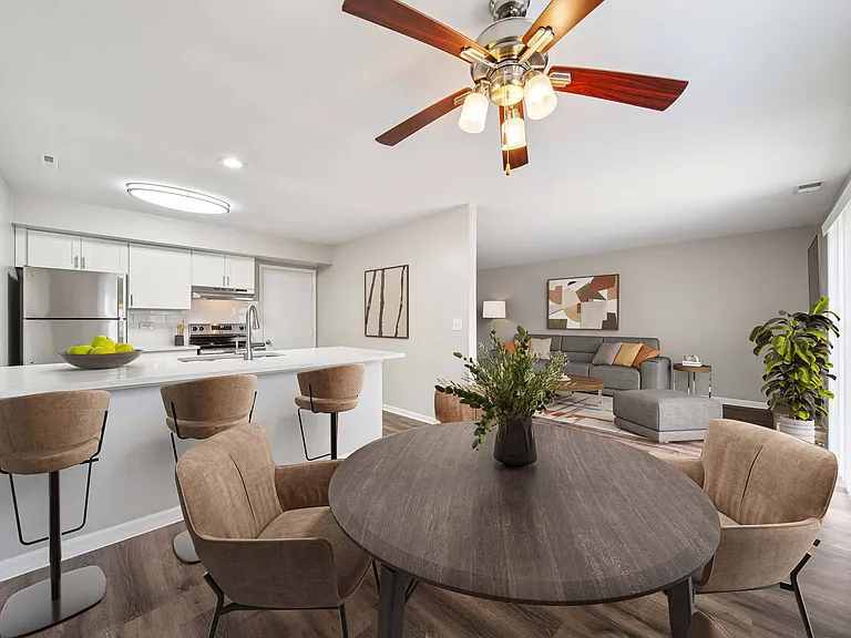 Haven on Long Grove — Photo 26