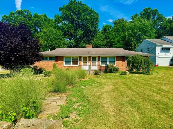 1922 Lakeside Ave NW, Canton, OH 44708