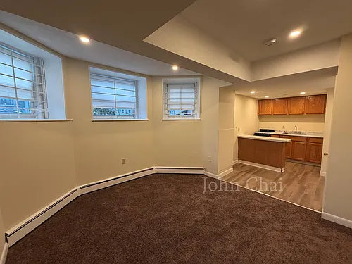 1140 Commonwealth Ave #A Photo 1