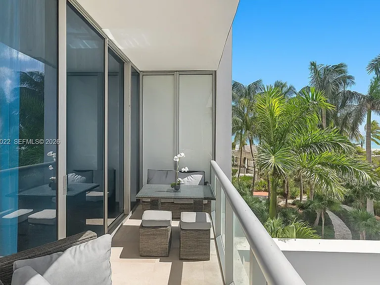 6799 Collins Ave #209 — Photo 3