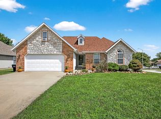 2931 W Riverside St, Springfield, MO 65807