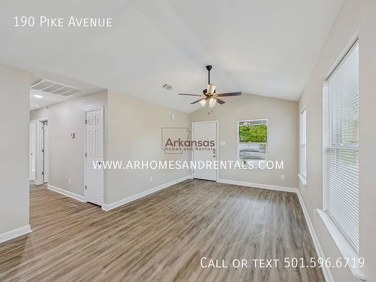 190 Pike Ave — Photo 2