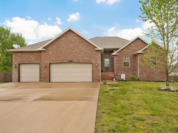 5741 W Payton Circle W, Springfield, MO 65802