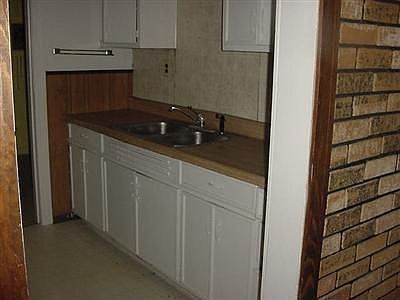2nd image of 3943 Alabama St